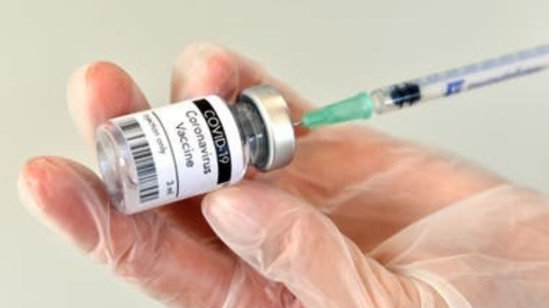 La vacunación comenzaría en la primera quincena de enero