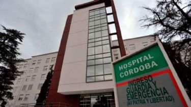Por casos positivos, trasladan pacientes del Hospital Córdoba