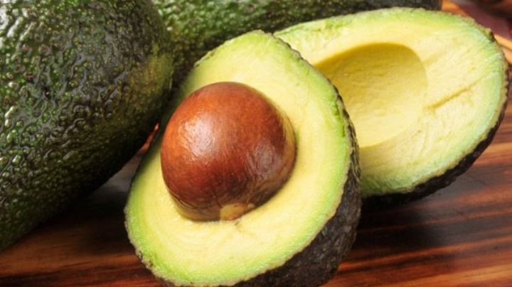 Asombrosos beneficios del carozo de la palta