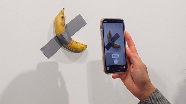 El Guggenheim exhibirá la polémica banana del artista Maurizio Cattelan