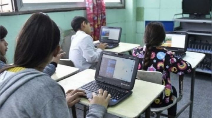 El Gobierno entregará 500 mil computadoras a escuelas de todo el país