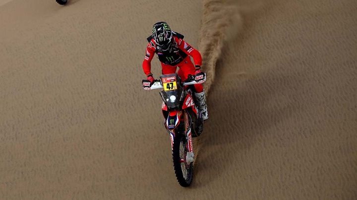 Dakar: el argentino Kevin Benavides conserva la punta en motos