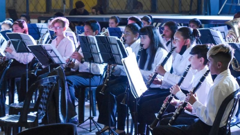 La Orquesta Sinfónica de Carlos Paz se lució en Cosquín