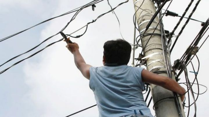 Robaron cientos de metros de cables de teléfono, ocurrió en Tanti