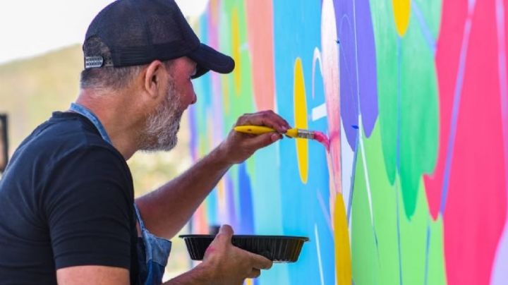 Los artistas se suman a Mario Lange para pintar el Centro de Convenciones