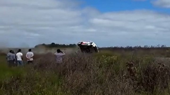 Video: impresionante vuelco de Nalbandian en el Rally Argentino