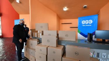 Llegan 500 computadoras a los 13 CPC de Córdoba