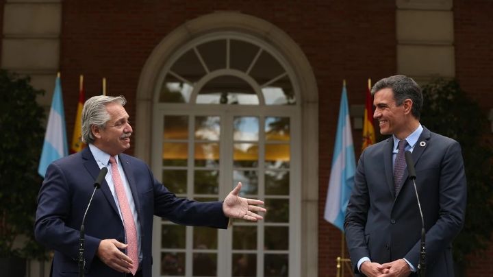 Sánchez ratificó el apoyo de España a la Argentina en la negociación de la deuda