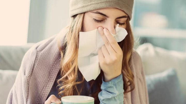 Síntomas para distinguir la variante variante Ómicron del resfrío y la gripe