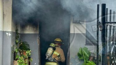 Bomberos sofocaron el incendio de una vivienda en Malagueño