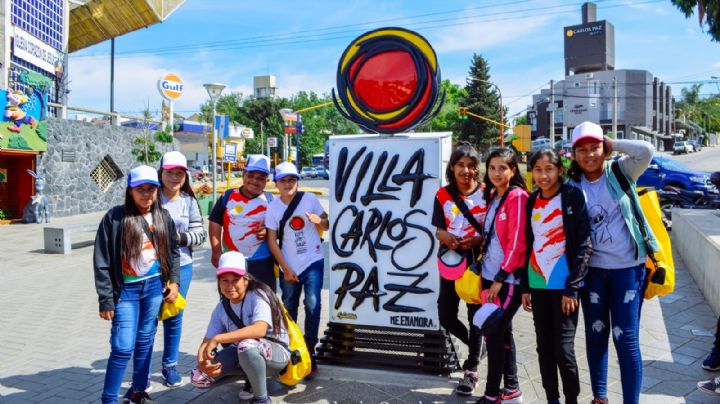 Quince niños mocovíes disfrutan su viaje de egresados a Carlos Paz