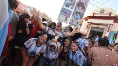 Mundial: La alegría volvió a invadir las calles de Cosquín