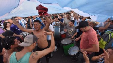 Mundial: La alegría volvió a invadir las calles de Cosquín
