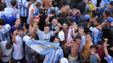 Mundial: La alegría volvió a invadir las calles de Cosquín