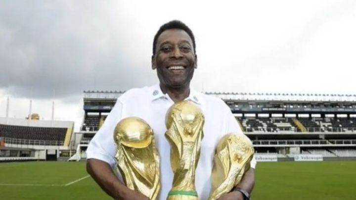 Con tres títulos mundiales, la extraordinaria carrera de Pelé