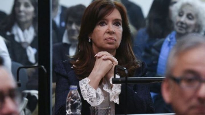 Condenaron a Cristina Kirchner a 6 años de cárcel e inhabilitación perpetua