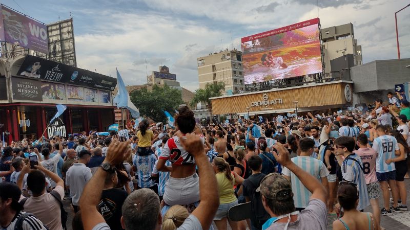 Las imágenes de la locura en los festejos de Carlos Paz