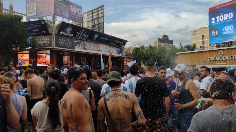 Las imágenes de la locura en los festejos de Carlos Paz