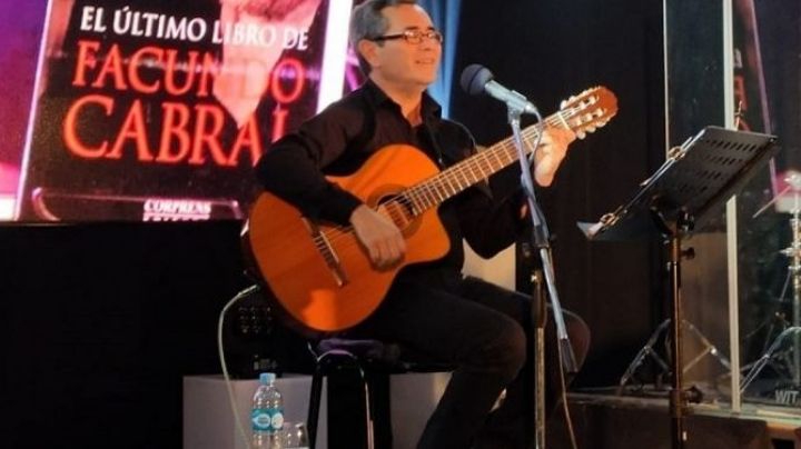 Alberto Muñoz disfrutó de su premio Carlos en Más Radio