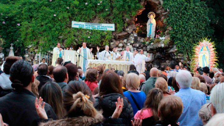 Alta Gracia: miles de fieles llegan para pedir y agradecer a la Virgen de Lourdes