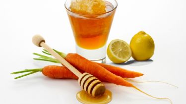 Cómo calmar la tos y el resfriado con zanahoria, limón y miel
