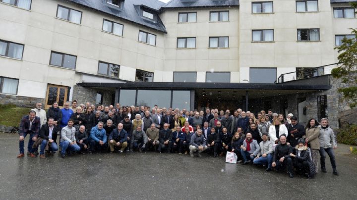 FEHGRA: Más de 300 empresarios analizaron la actualidad en Ushuaia