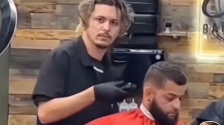 Furor por el peluquero parecido a Johhny Depp
