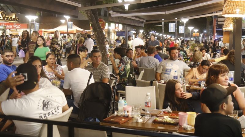Carlos Paz repleta de turistas, así se despidió el mes de enero