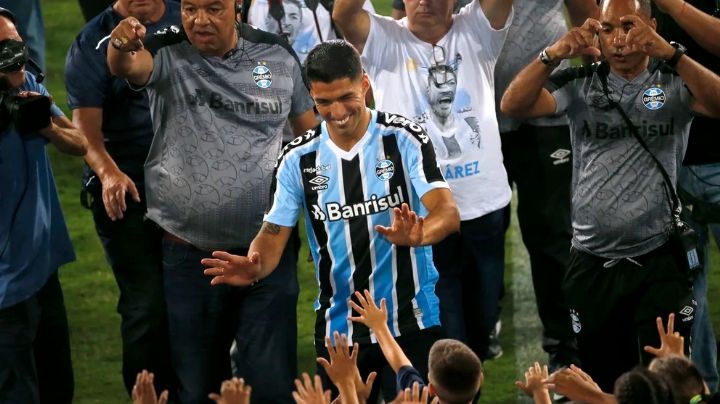 Luis Suárez tuvo una espectacular bienvenida en Gremio