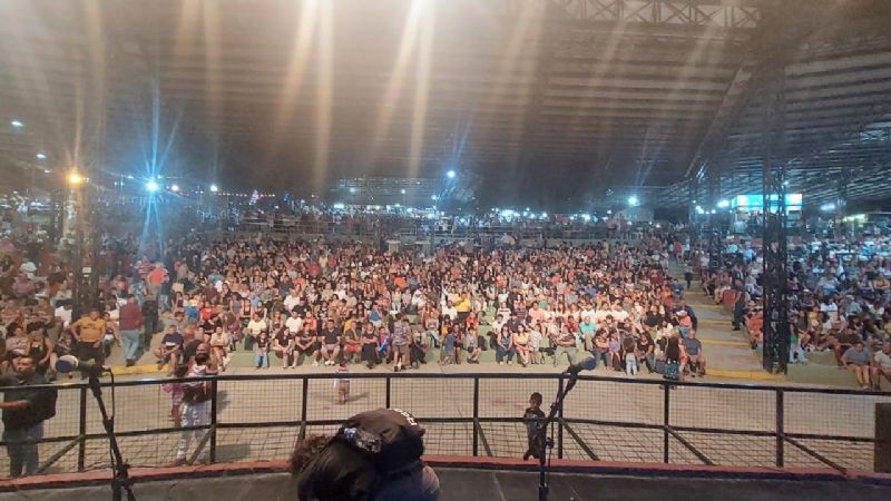 Más de cinco mil personas en la apertura de temporada de Tanti
