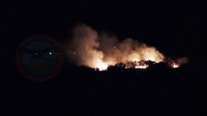 Contuvieron el incendio forestal desatado en Traslasierra