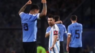 Uruguay se quedó con el invicto de Argentina en las Eliminatorias