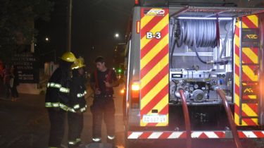 Exitoso simulacro de incendio y rescate en una vivienda en Carlos Paz