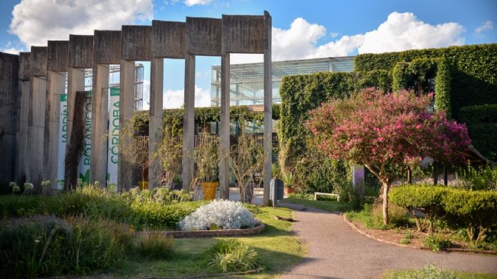 Córdoba inaugura el «Bosque de la Poesía» en el Jardín Botánico