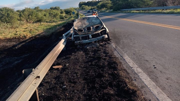 Un auto se prendió fuego en la Ruta 38 y desató un incendio