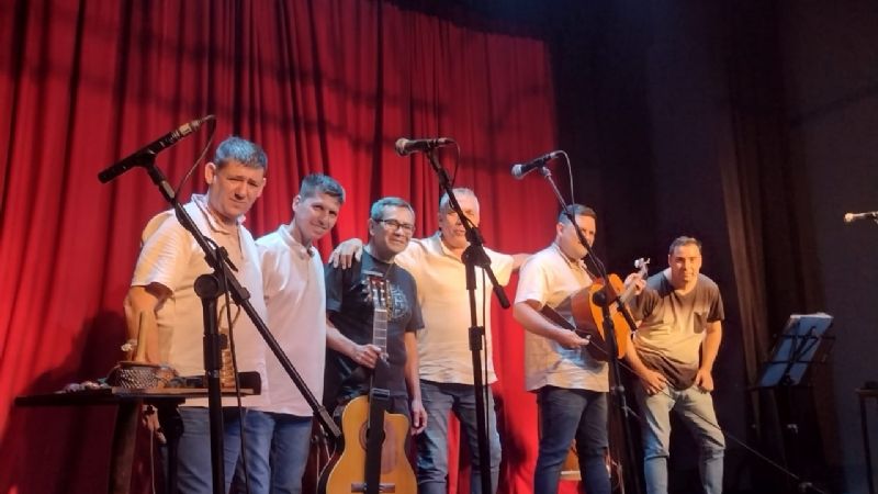 Hubo festejos en el teatro concert Luisa