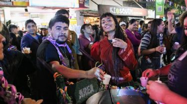 Cosquín recibió al carnaval en una verdadera fiesta en familia