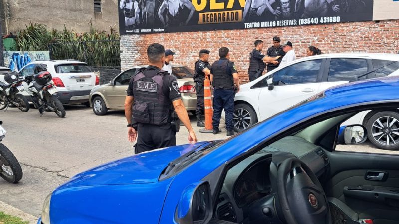 Carlos Paz: una pareja que cobraba estacionamiento atacó a un inspector
