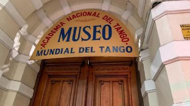 El intendente Gabriel Musso visitó la Academia Nacional del Tango