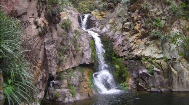 Cascadas, senderos naturales y postas religiosas; así es Río Ceballos