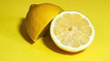 Cómo conservar rodajas de limones por varias semanas