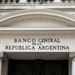 El BCRA aplica restricciones al pago de deudas en dólares de las provincias