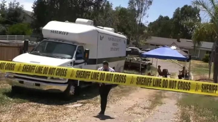 Jugaba con un arma, le disparó en la cabeza a su hermanita y la mató