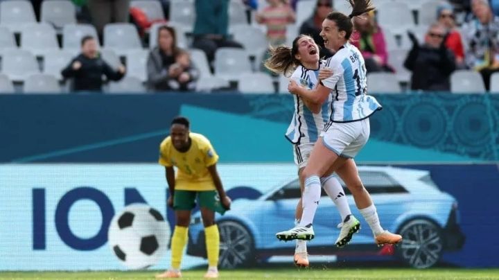 Mundial Femenino: Argentina remontó un 2 a 0 y terminó empatando con Sudáfrica