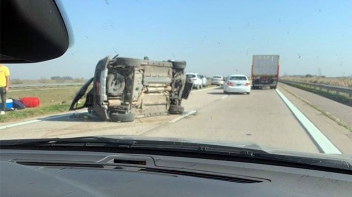 Un muerto y varios heridos en un vuelco fatal en la autopista