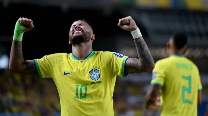 Neymar superó a Pelé como máximo goleador de la selección de Brasil