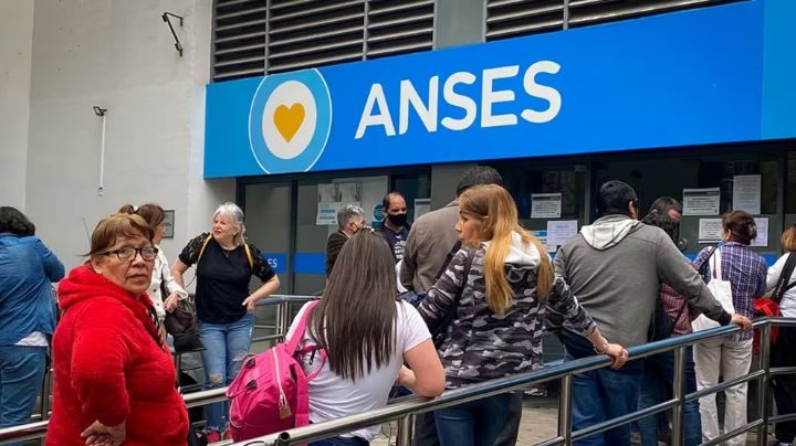 ATE denunció que el Gobierno despidió a más de 1200 empleados de ANSES
